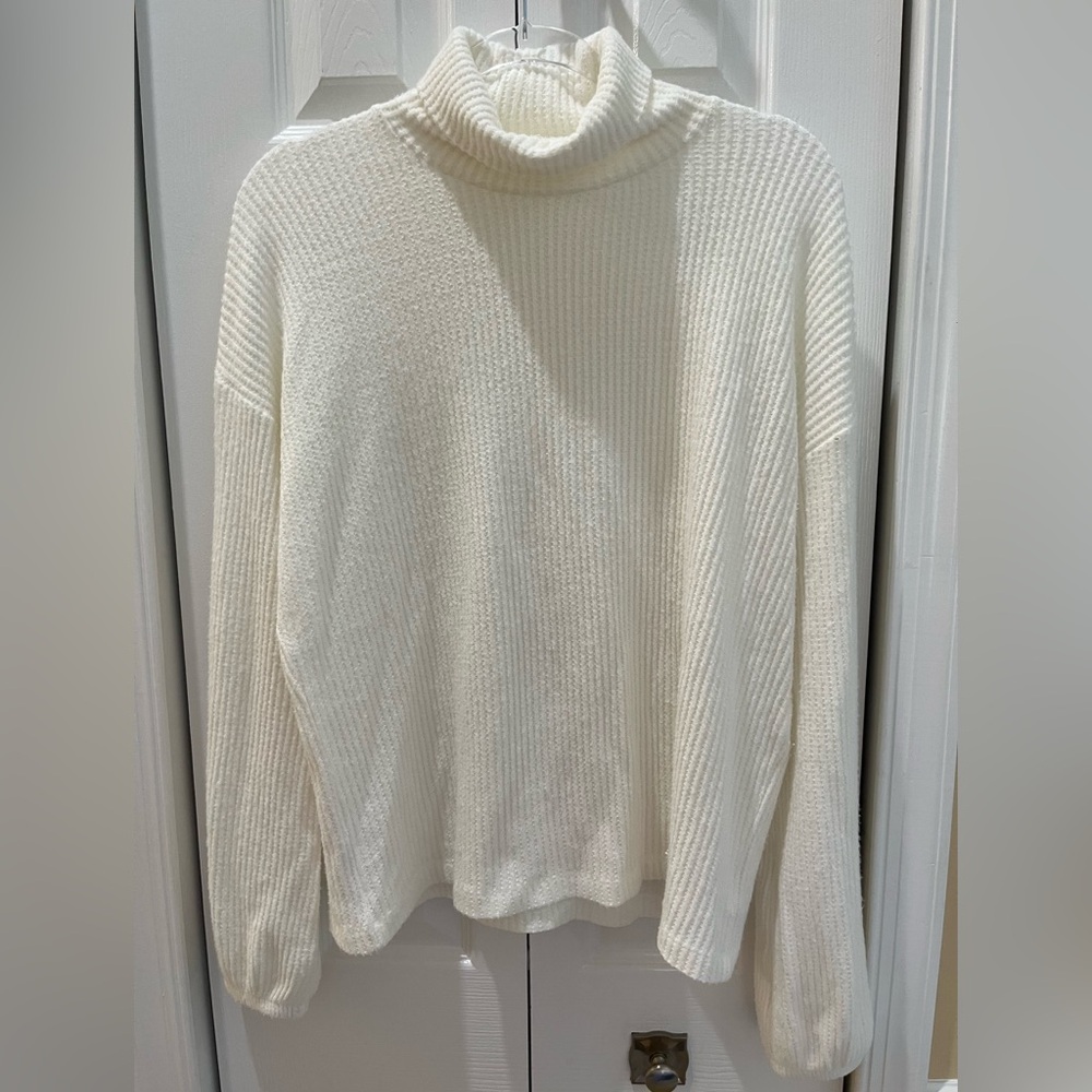GAP Ivory Turtleneck Sweater